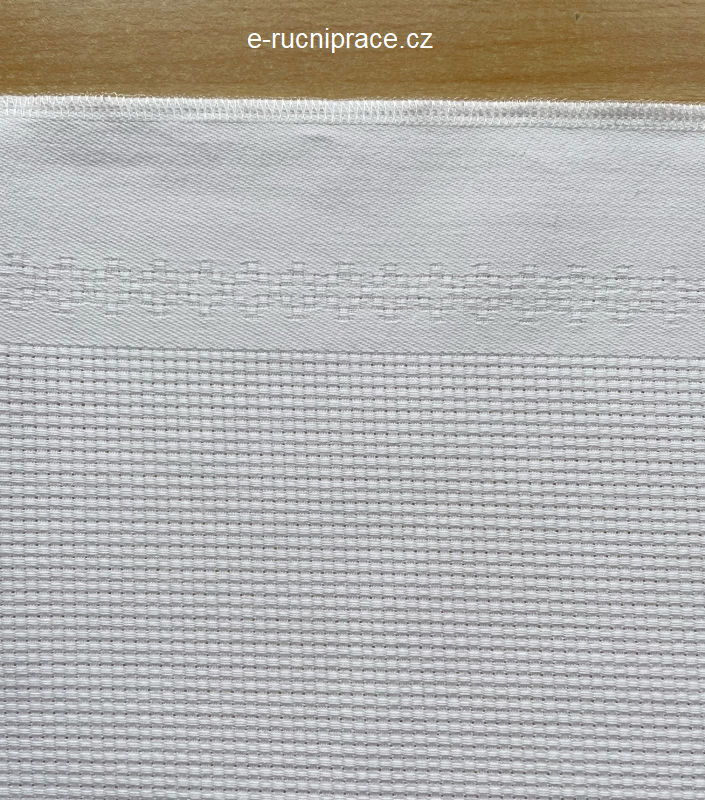 HOF - Běhoun s vetkanou aidou bílý - šířka 28 cm / 1 metr