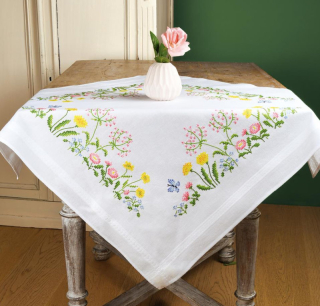 VE-0143565 - Ubrus na vyšívání - Polní květy
